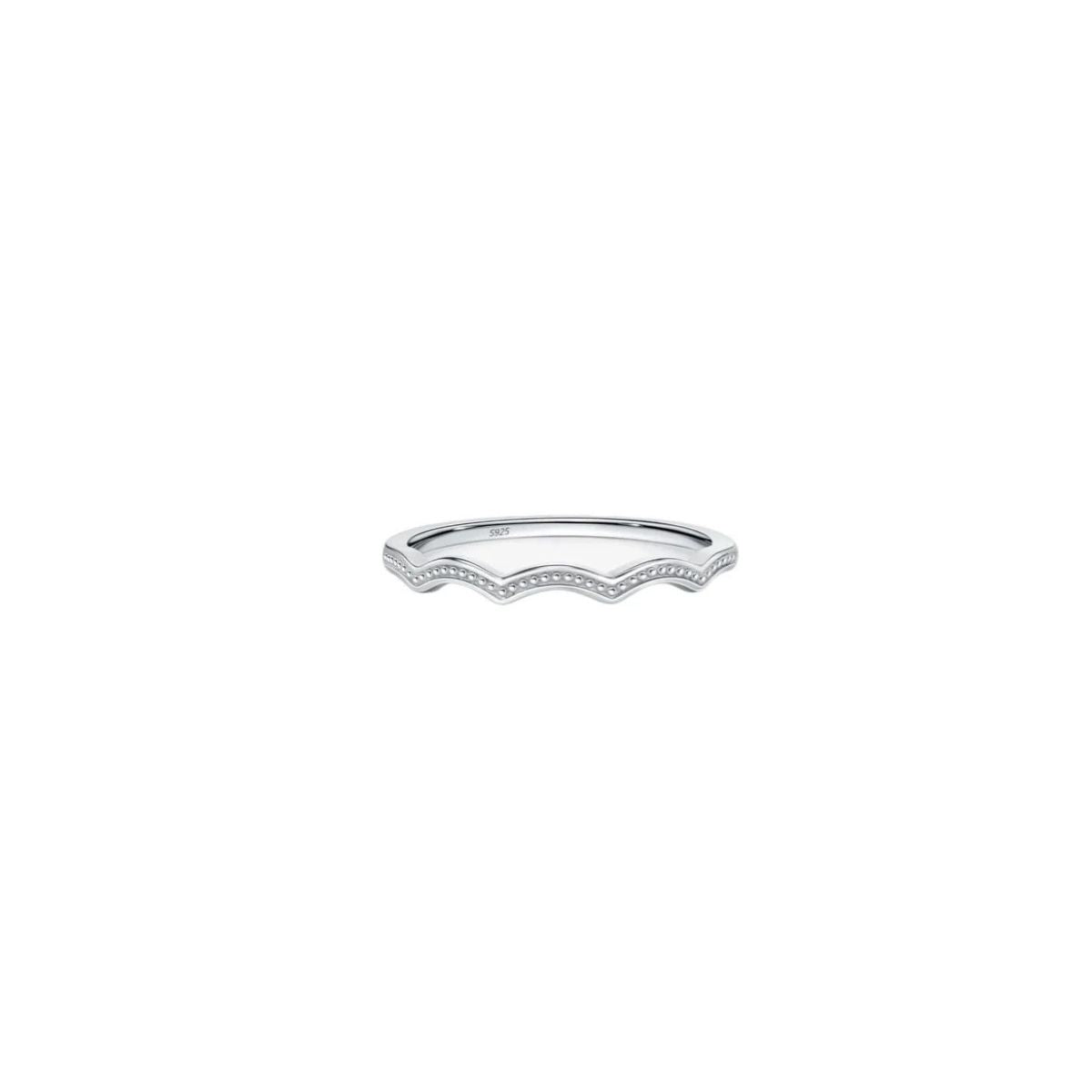 Scalloped Wave Stacking Ring