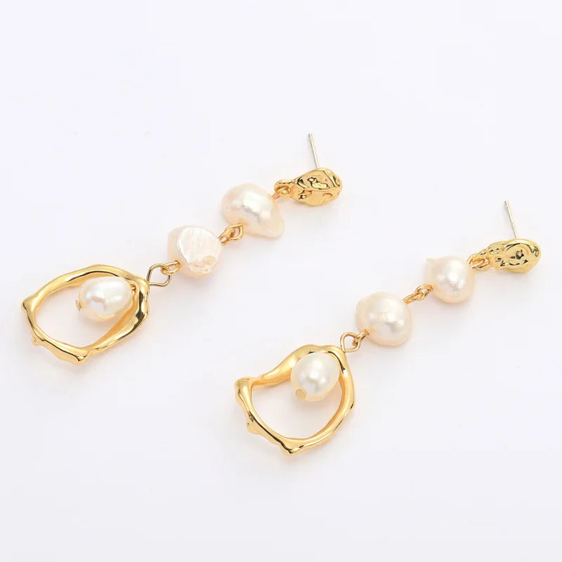 Natural pearl earrings