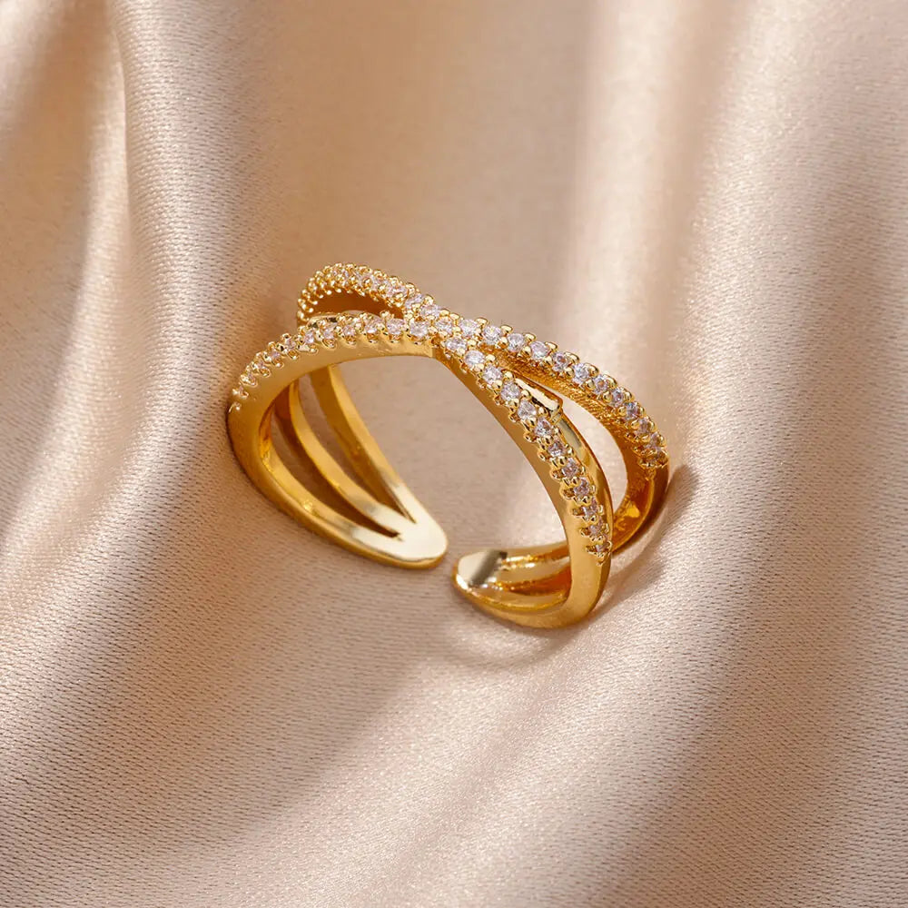 Zircon Twist Chain Open Rings