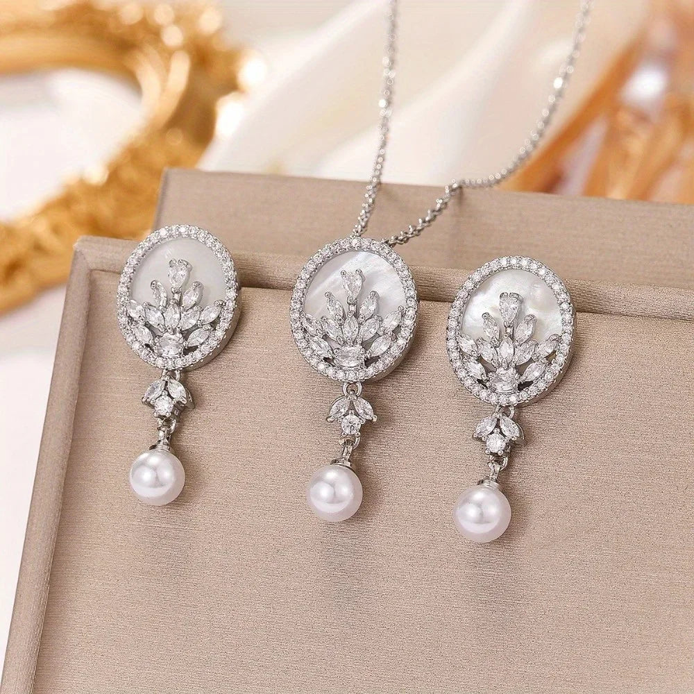 Shell two-piece Set For  Women's Retro Style Pendant Necklace Earrings