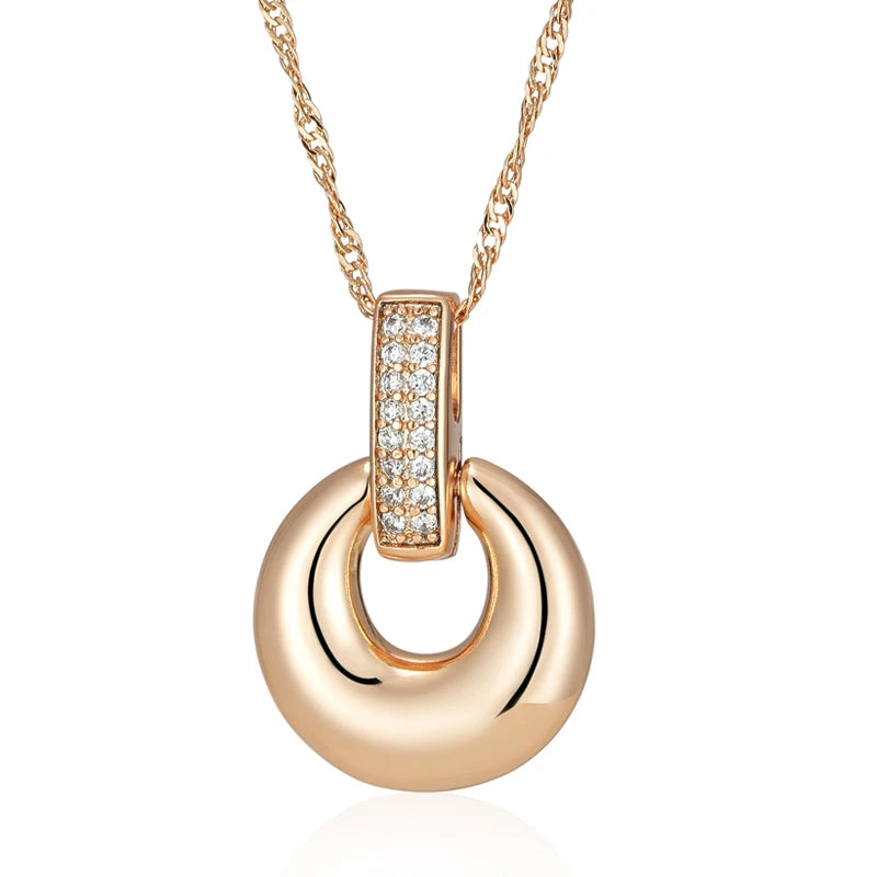 Glossy Geometry Round Pendant Necklace