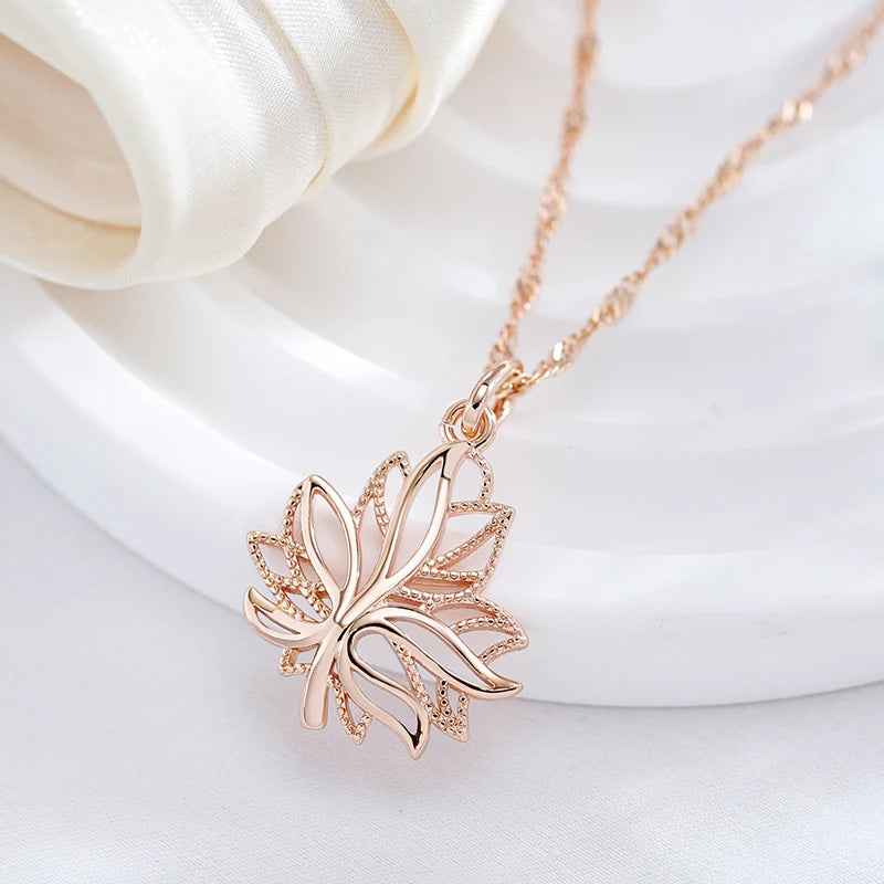 Maple Leaf Pendant 585 Plated Gold Color Fashion  Necklace