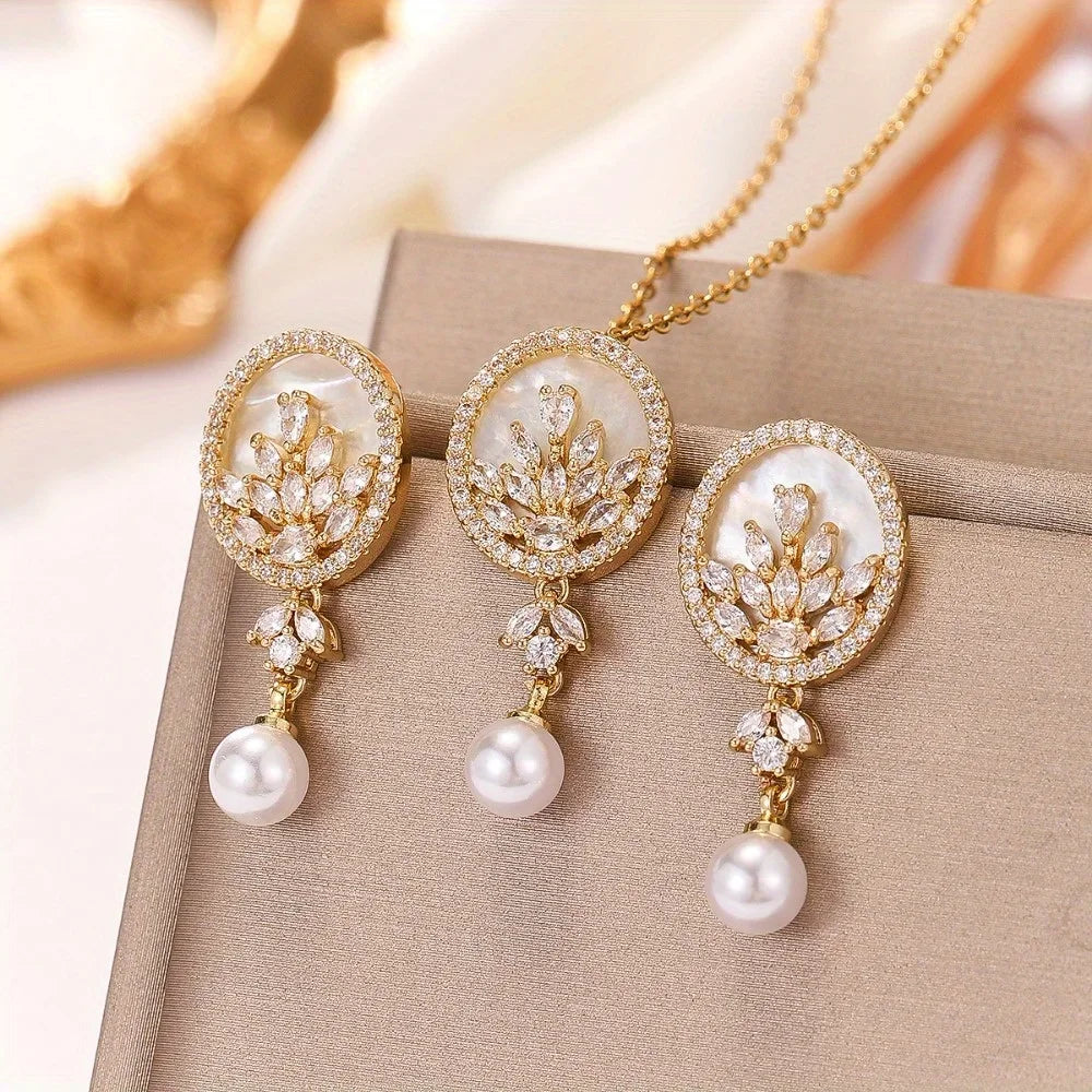 Shell two-piece Set For  Women's Retro Style Pendant Necklace Earrings